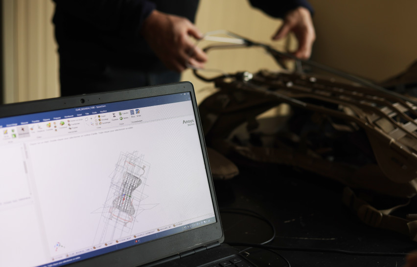 Notre bureau d’études est spécialisé dans la conception de systèmes de portage adaptés à des contraintes matérielles, ergonomiques, techniques